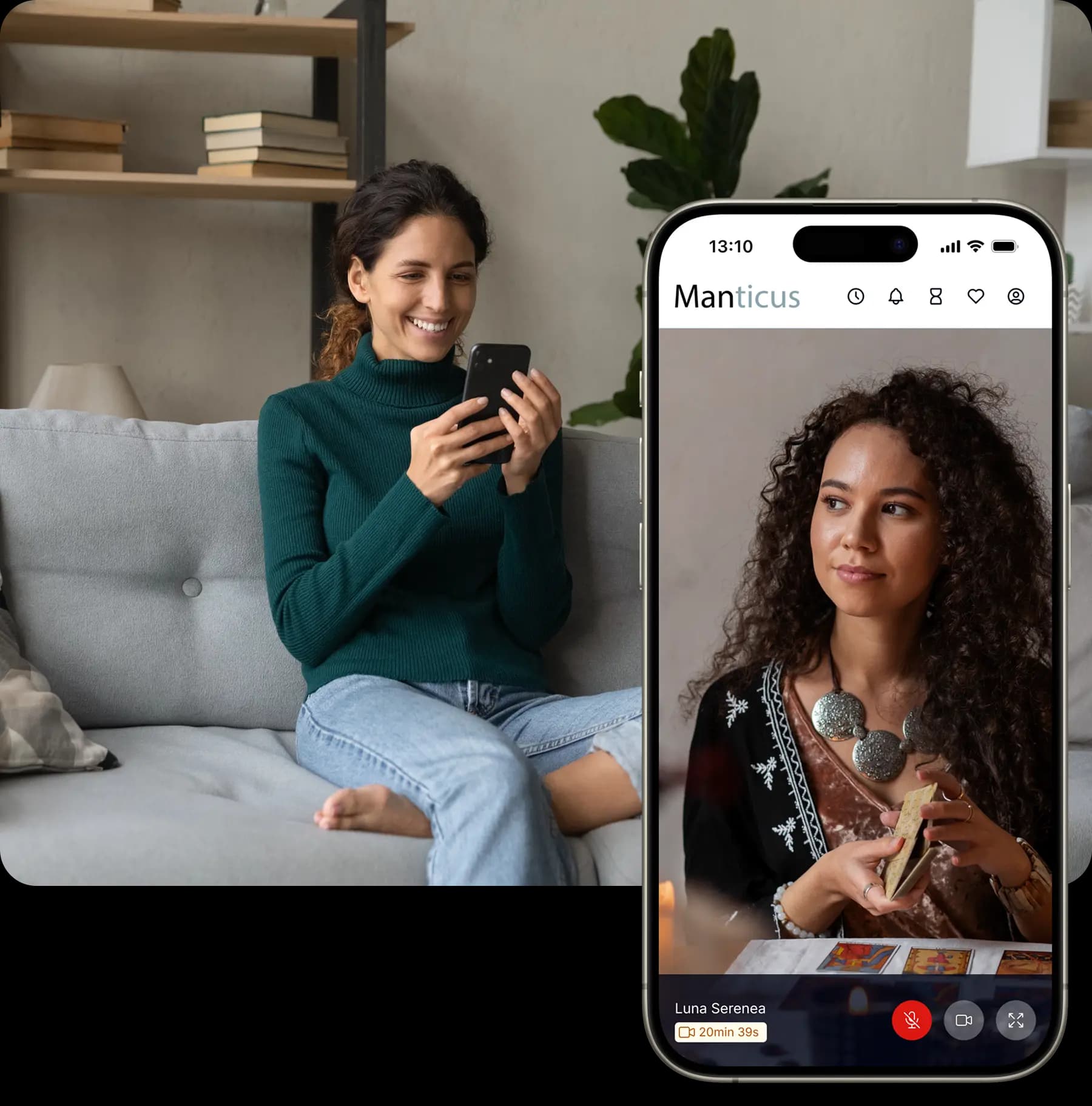 Frau lächelt mit Handy in der Hand während einer Online-Wahrsagung per Video mit einer Manticus-Beraterin, Symbol für die Vorteile eines einfachen und persönlichen Services.